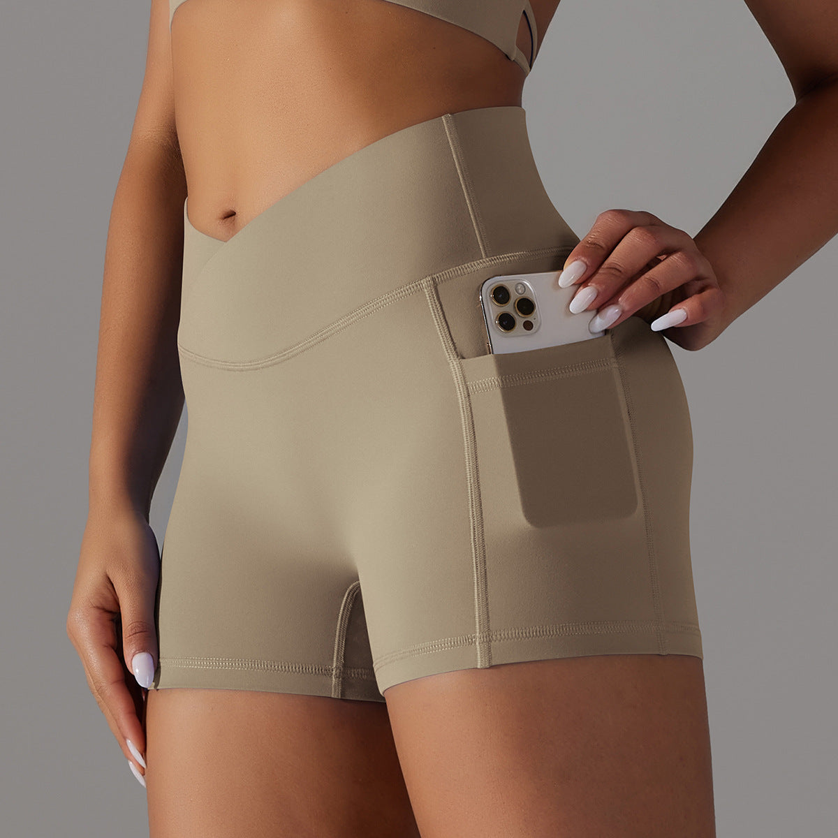 V-Sculpt Shorts
