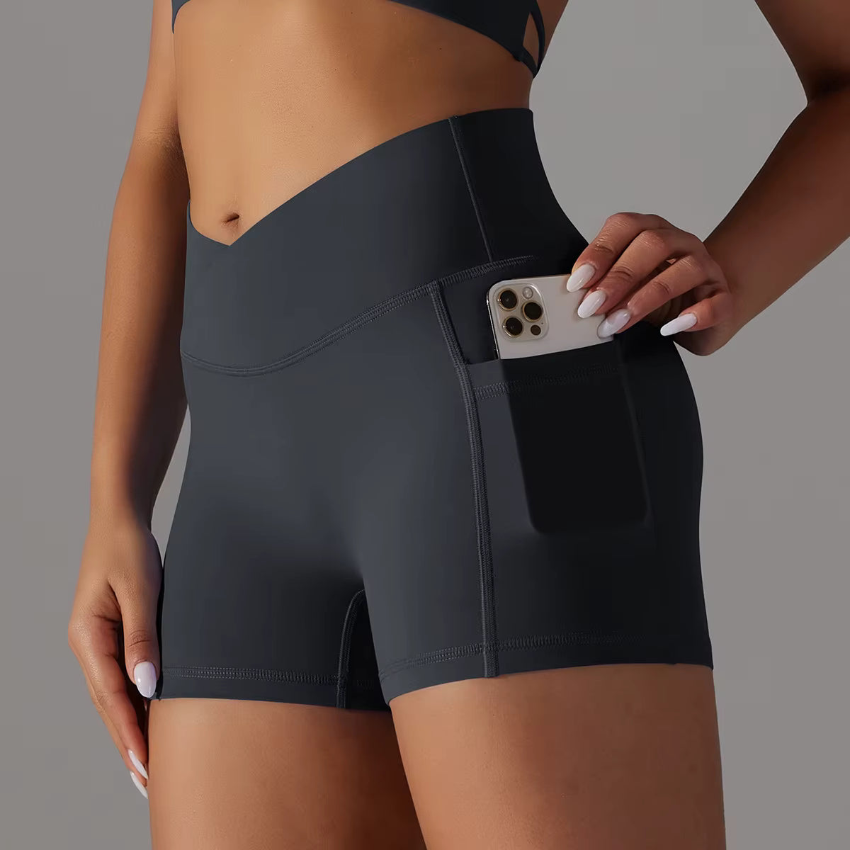 V-Sculpt Shorts